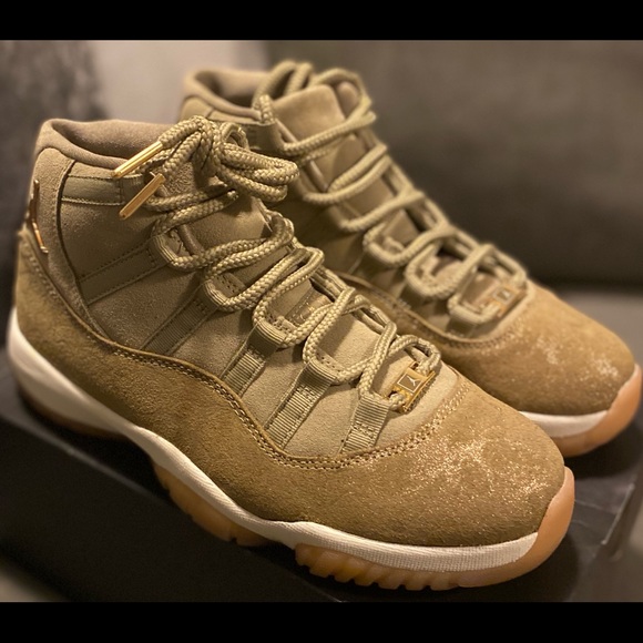 jordan 11 retro olive lux